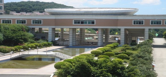 阳光学院