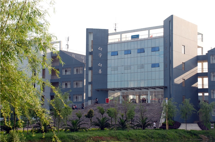 广西师范大学漓江学院