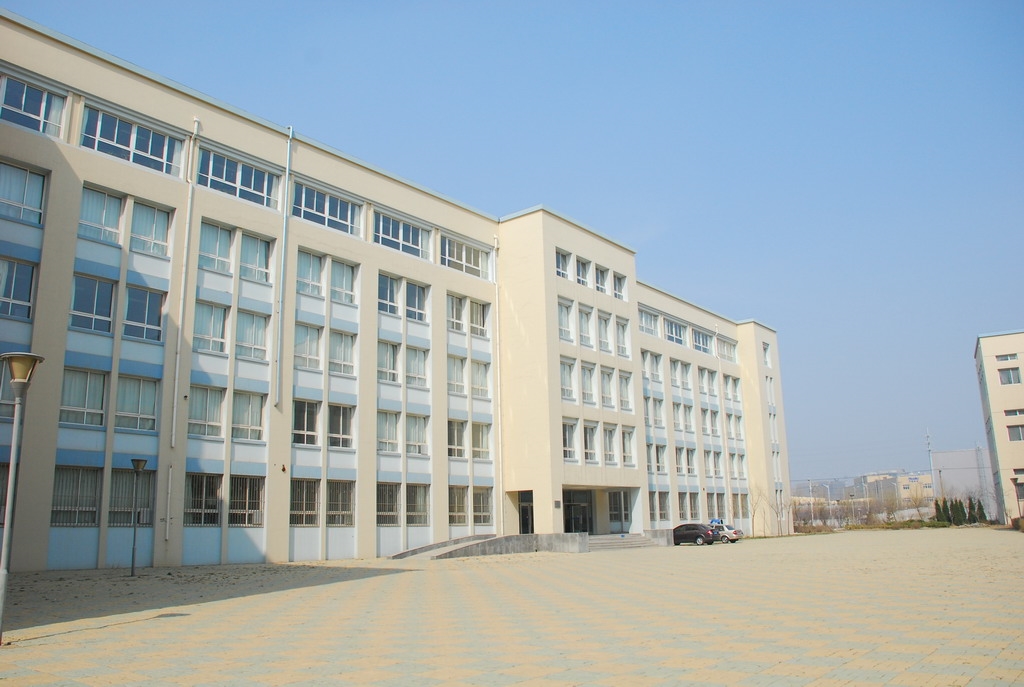 大连医科大学中山学院