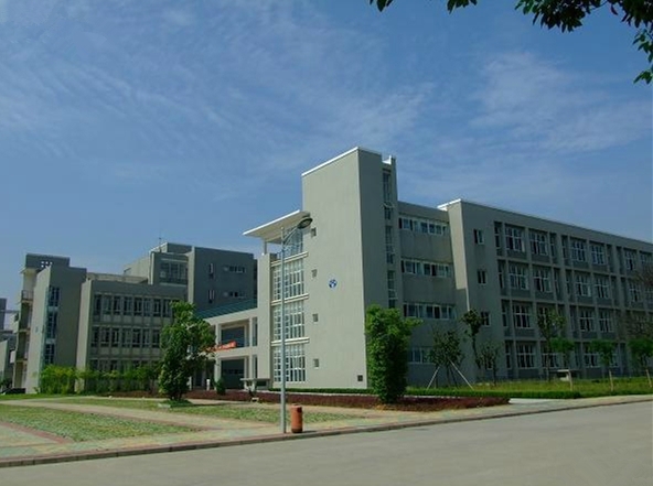 铜陵学院