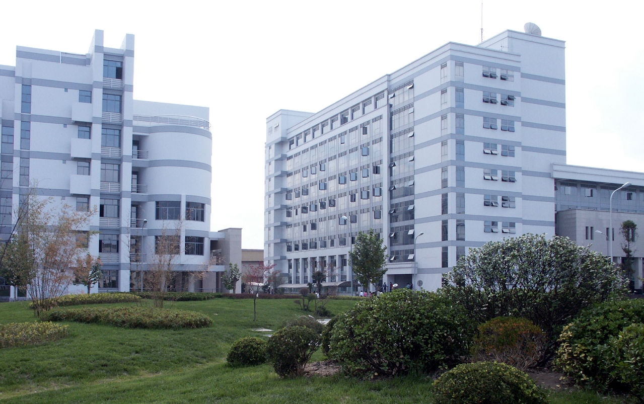 南通大学杏林学院是本三还是大专,可以考医学方面的研究生吗?
